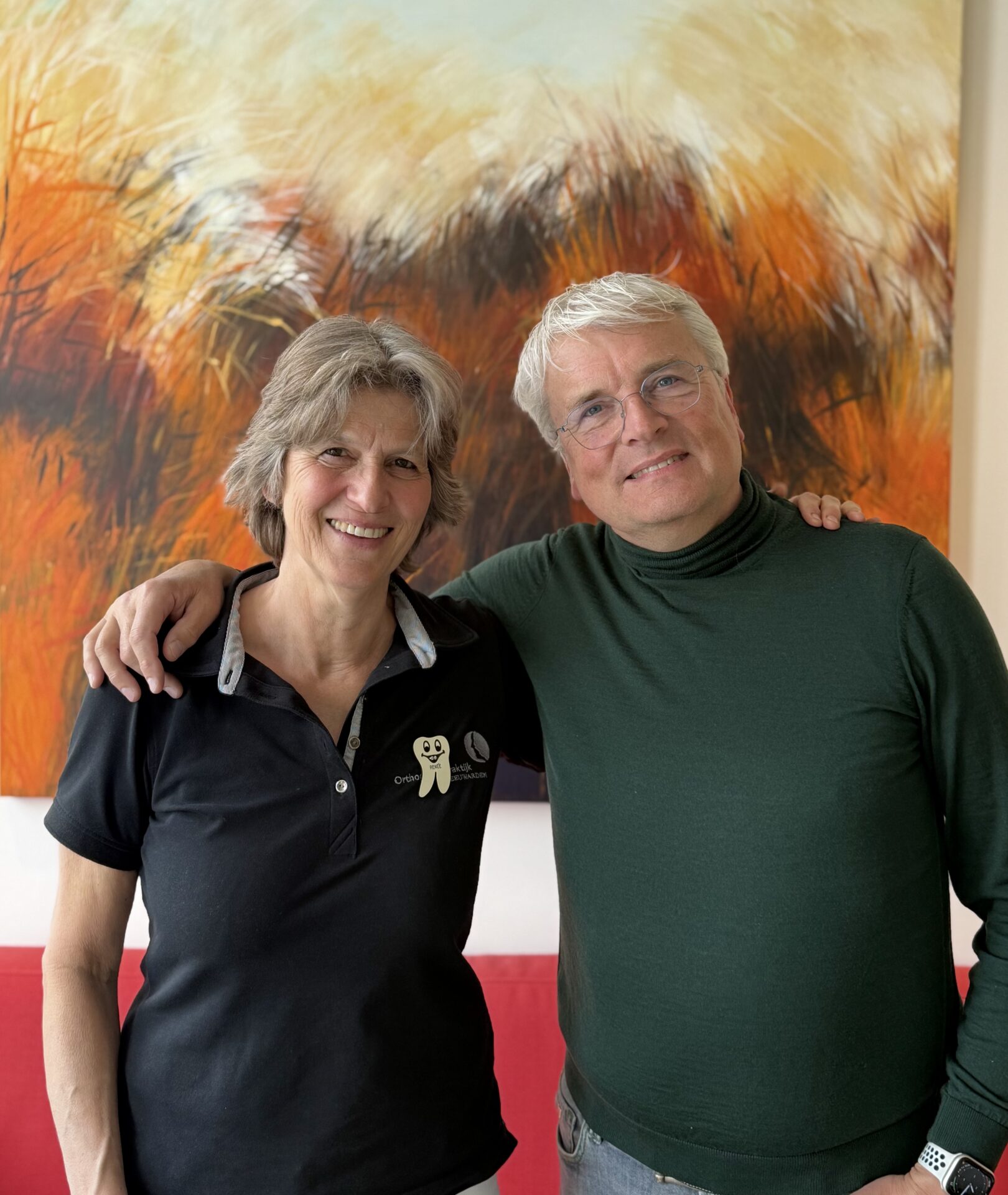 Renée Starkenburg 45 werkzaam bij Orthodontiepraktijk Leeuwarden, en orthodontist Daniël van der Meulen, nog maar 35 jaar. Koningsdag 2026.